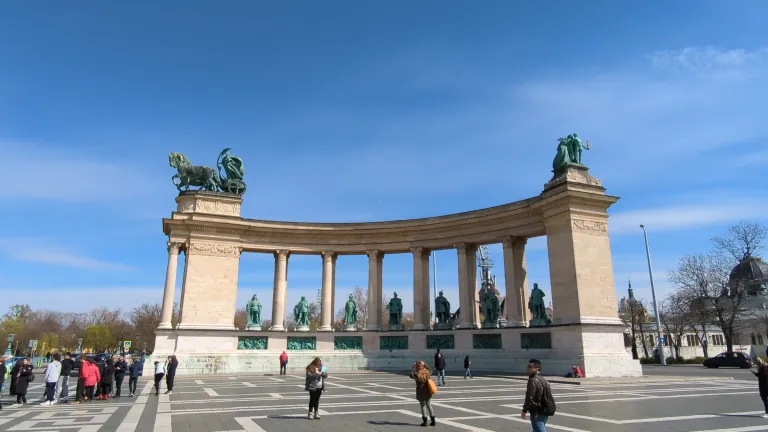Budapest Semi-Private Day Trip from Vienna